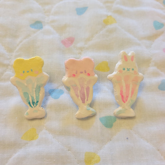 Pick one tiny soda clay pin