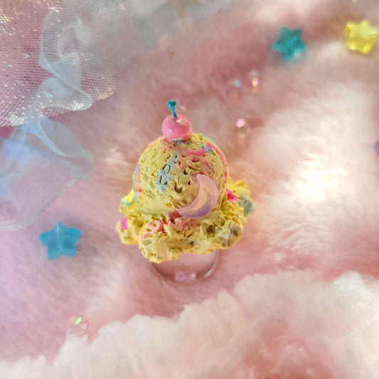 yellow ice cream ring silver base