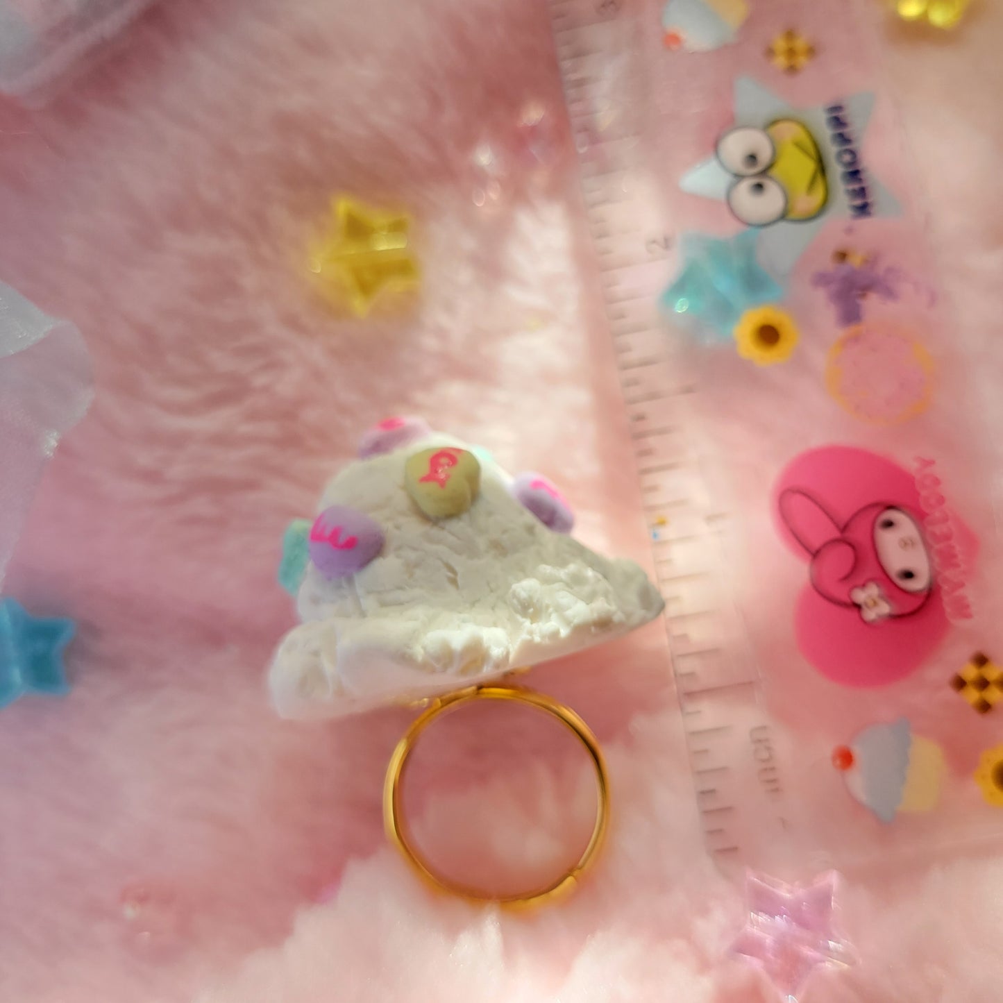 vanilla sweet heart ice cream ring