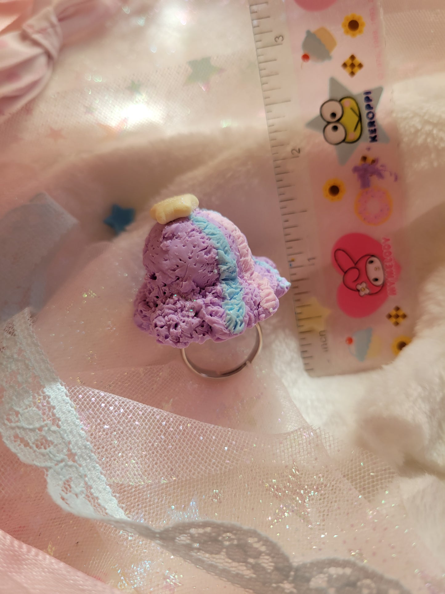 Ube shooting star ice cream ring