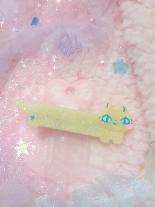 Long cat hairclip