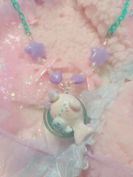 Seal pudding necklace
