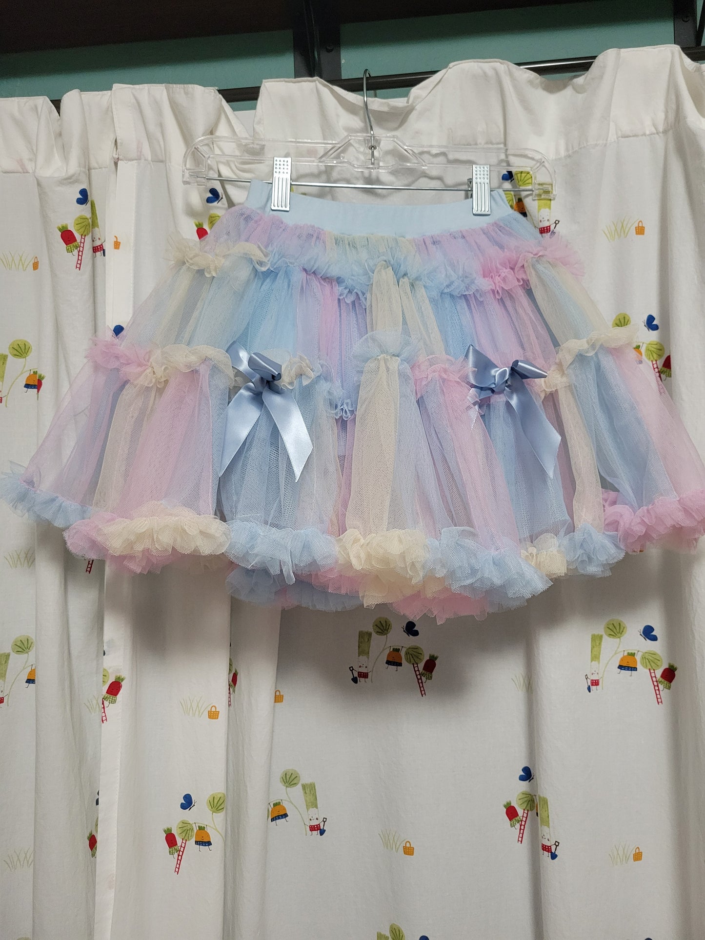 Sample! FLC blue petticoat