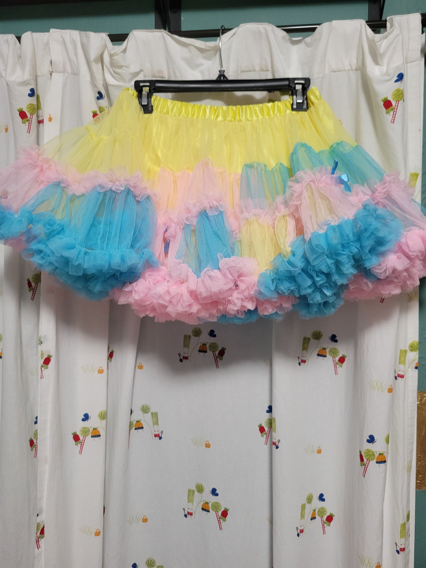 Sample! FLC yellow petticoat