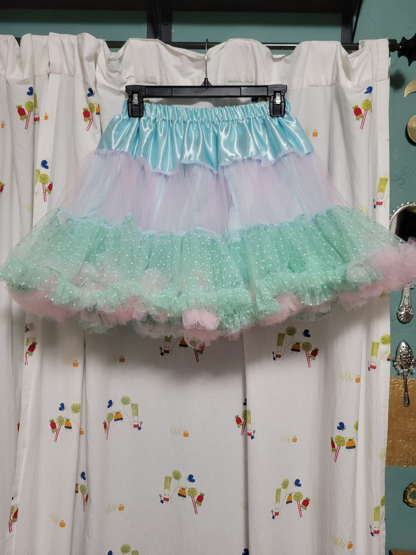 Sample! FLC mint petticoat