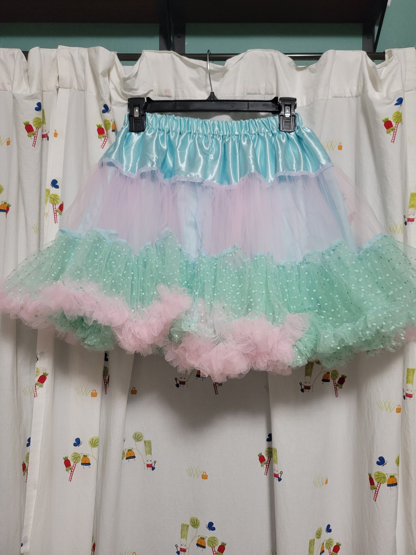 Sample! FLC mint petticoat