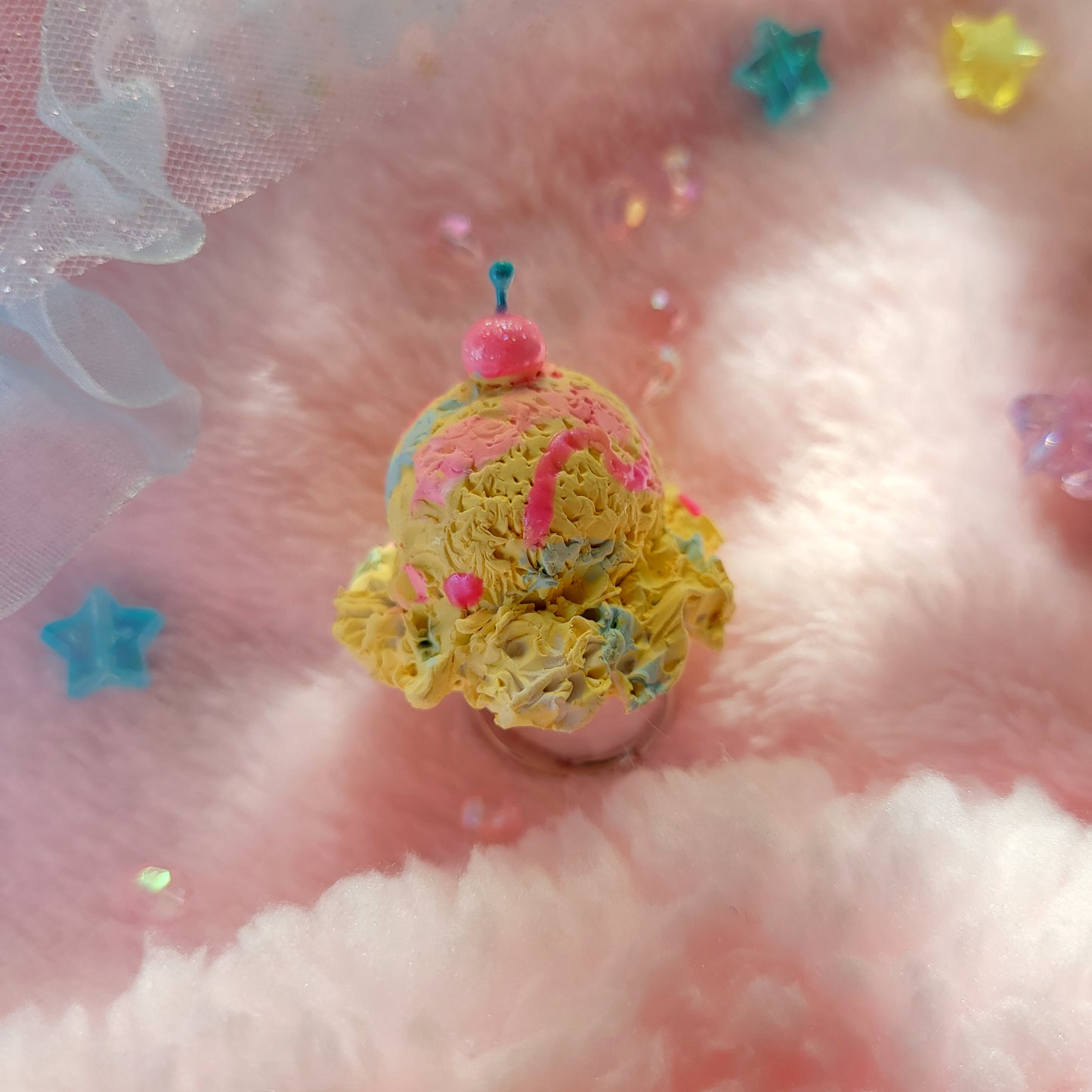 yellow ice cream ring silver base