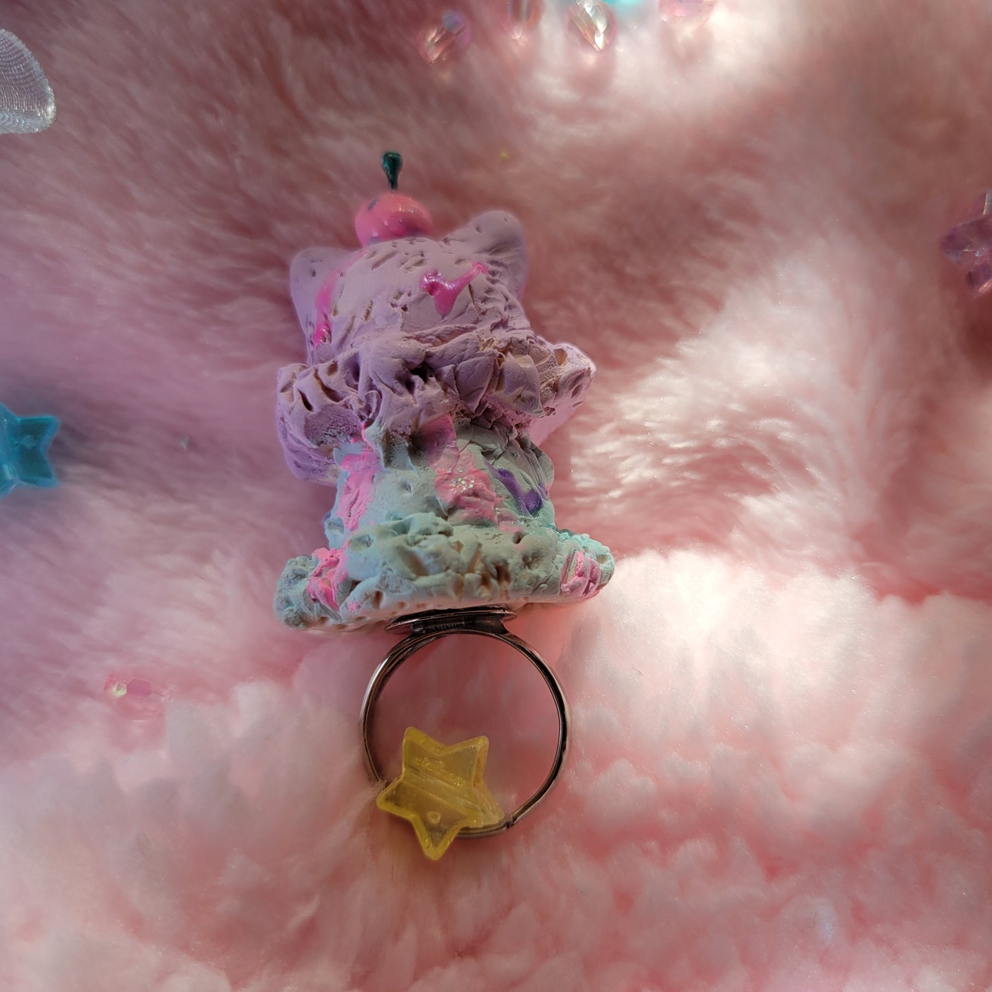 purple and mint kitty ice cream ring