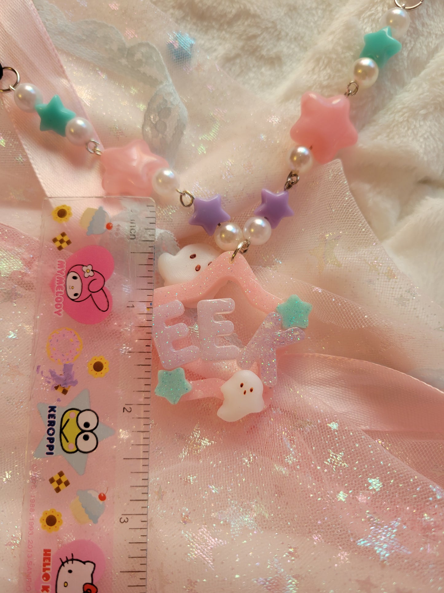 Eek star necklace