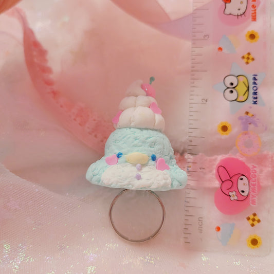 Pengy ring 8